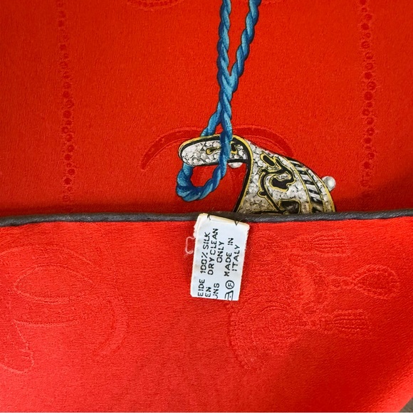 Authentic Cartier Scarf - Picture 7 of 9